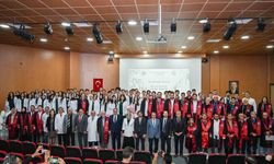 Geleceğin hekimleri beyaz önlüklerini giydi