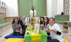 Niğde Yeşilay’dan gençlere sanatla teknoloji molası