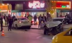 Niğde'de iki otomobil çarpıştı: 1 yaralı