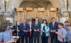Niğde’de patates temalı resim sergisi açıldı