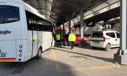 Niğde’de rahatsızlanan otobüs şoförü kaza yaptı: 1 yaralı