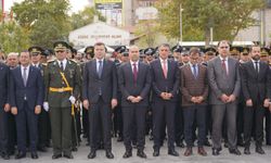 Niğde’de Cumhuriyet’in 103. yılı için Atatürk Anıtı’nda tören