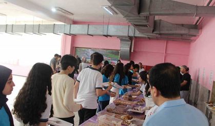 İki liseden Gazzeli çocuklara destek