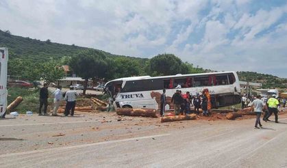 Çanakkale Valisi açıkladı: Otobüs kazasındaki ölü sayısı 8 oldu