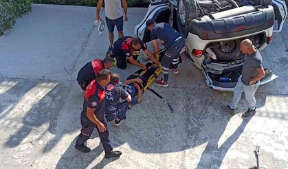 Kontrolden çıkan otomobil dere yatağına uçtu 2 yaralı