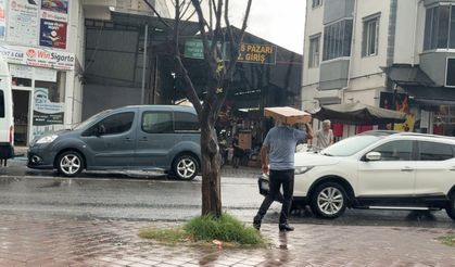 Sıcaklıkların ardından sağanak yağış etkili oldu