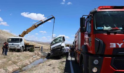Nevşehir’de beton mikseri devrildi: 1 yaralı