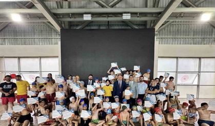 “Yüzme Bilmeyen Kalmasın” projesinde belge töreni