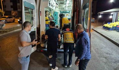 Bisikletinden düşen yaşlı adam yaralandı