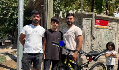 Söz verilen bisikletine kavuştu