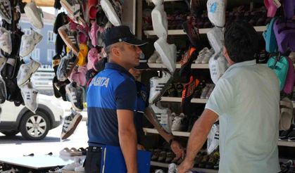 Zabıta ekipleri kaldırım işgaline geçit vermiyor