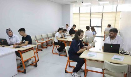 Gençler üniversite hayallerine kavuştu