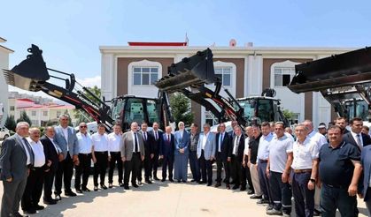 İl Özel İdaresi’nin araç filosuna 15 yeni araç katıldı