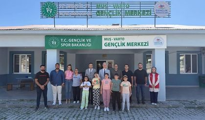 Spor tesisleri gençlerle dolup taşıyor