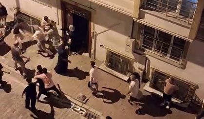 Çocukların kavgasına aileler dahil oldu, ortalık savaş alanına döndü