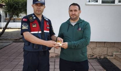 Nişan hatırası altınları kurtardı