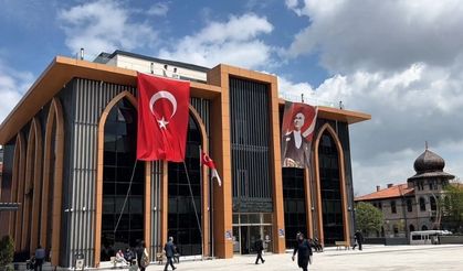 Halk kütüphanesi hafta sonları da açık olacak