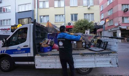 Zabıtadan kaldırım işgaline sıkı denetim