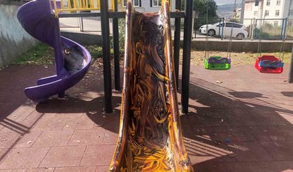 Parklara zarar verildi