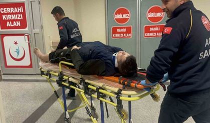 Devrilen motosikletteki kişi yaralandı