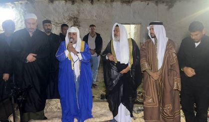 Herkes kendi kendine yanan ev için seferber oldu