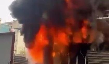 İnşaat alanındaki işçi konteyneri alev alev yandı