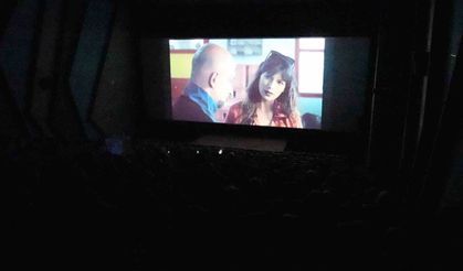 Kadınlar için film gösterimi