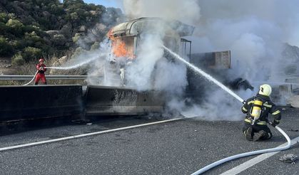 Kaza yapan tır alevlere teslim oldu