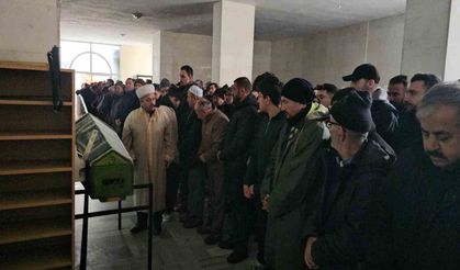 Pompalı tüfekle öldürülen genç toprağa verildi