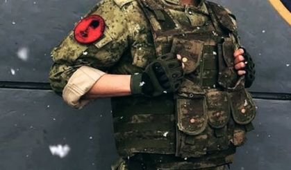 Genç astsubay kalbine yenik düştü