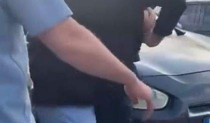 Servis sürücüsüne tehditler yağdırıp, darbetmeye çalıştılar