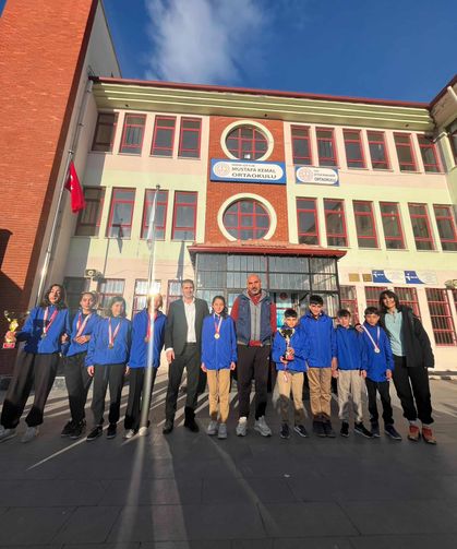 Niğde'de Krosta çifte başarı