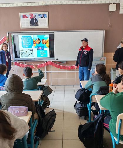 Öğrencilere balık tüketiminin önemi anlatıldı