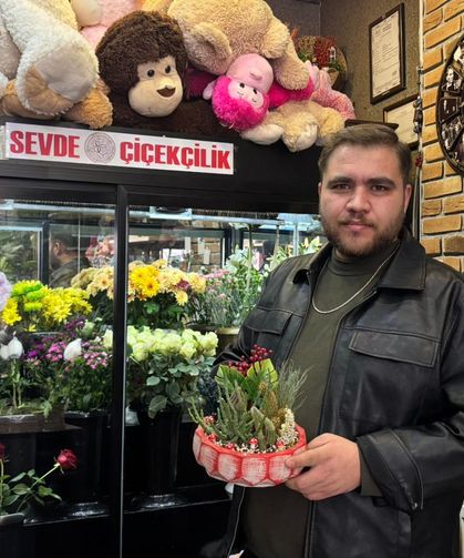 Niğde’de sukulent ve kaktüsler ofislerin gözdesi