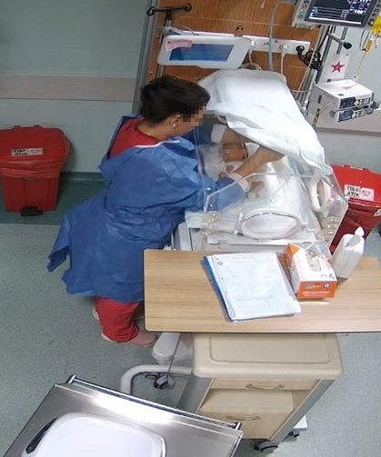Bebeğe şiddet uygulayan hemşireye 'haberlere erişim engeli' reddi