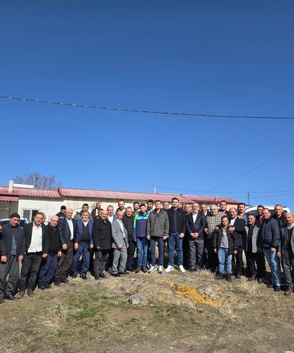 Handeresi Köyü’nde muhtarlar bir araya geldi