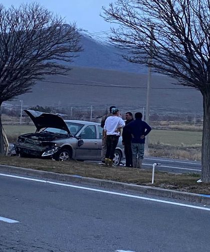 Niğde’de otomobil orta refüje çıktı: 1 yaralı