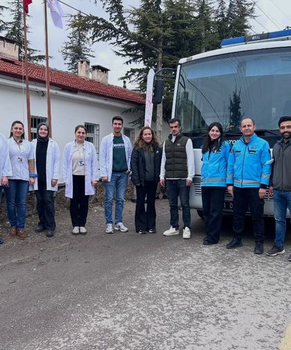 Mobil sağlıklı hayat ekipleri Kayırlı Köyünde