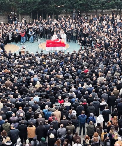 Fatma Nur öğretmenin anma töreni havadan görüntülendi