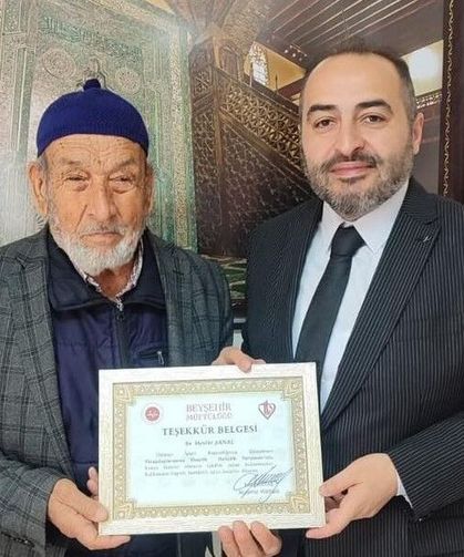 84 yaşındaki hafız Konya ikincisi oldu