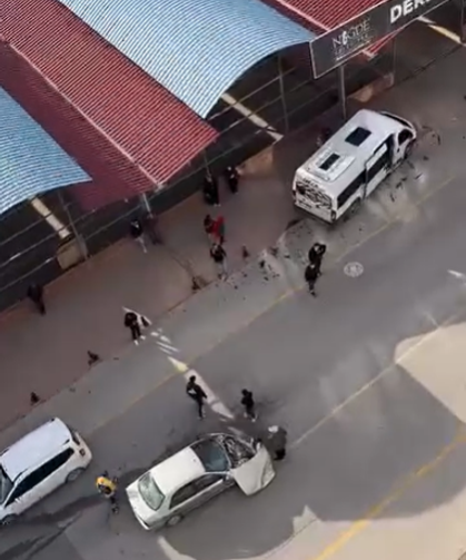 Niğde'de otomobille okul servisi çarpıştı