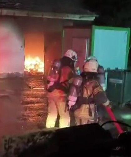 Onkoloji tıbbi atık deposunda korkutan yangın