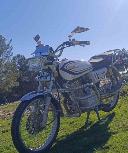 Park halindeki motosiklet çalındı