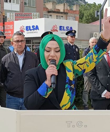 Şehit kızından anlamlı mesaj: 'Bu millet şehidini unutturmaz'