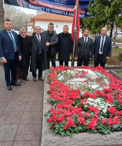 Muhsin Yazıcıoğlu, kabri başında anıldı