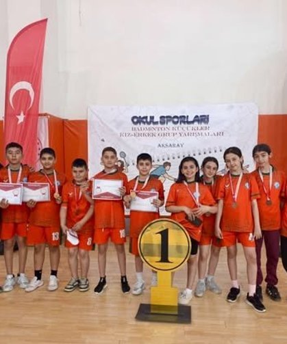 Halil Kitapçı Ortaokulu Türkiye Şampiyonası yolcusu