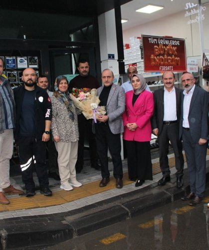 Öz Sağlık-İş Genel Başkanı Devlet Sert Niğde’den seslendi: “Şubemizin ve üyelerimizin her zaman yanındayız”
