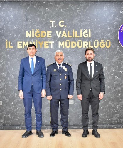 Gümüş’ten polis haftasında emniyete vefa ziyareti