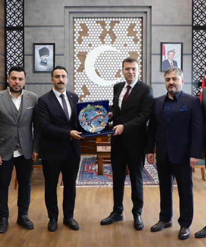 Niğde Dernekler Federasyonu’ndan Vali Akmeşe’ye ziyaret