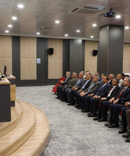Niğde'de sahipsiz hayvanlar için olağanüstü toplantı